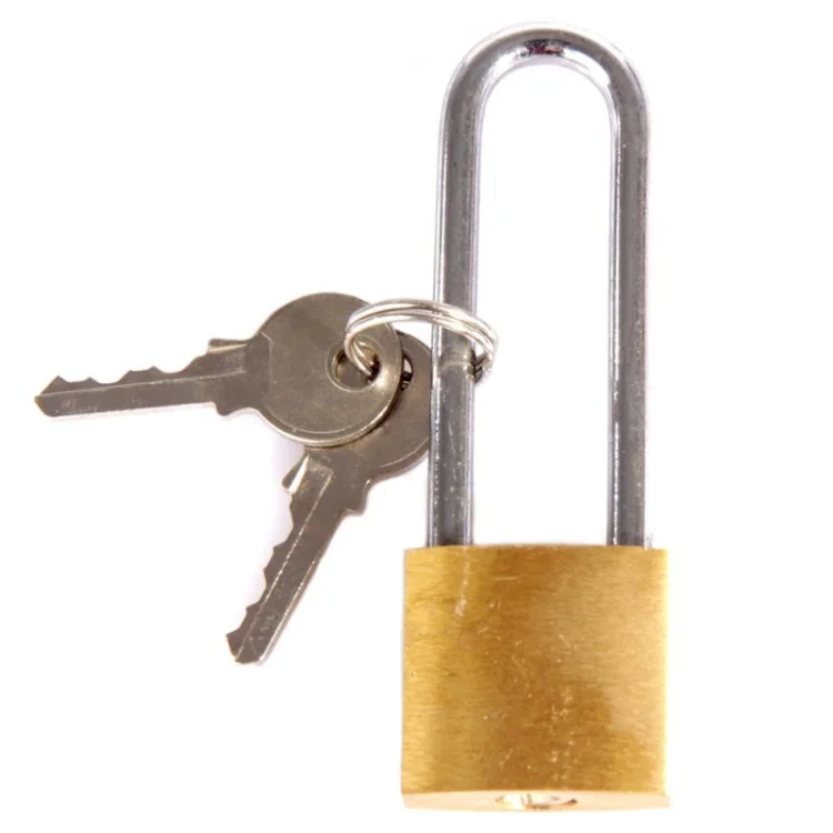 Cadenas Première